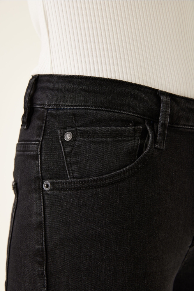 CELIA SUPERSLIM FIT 245 7850 DARK USED